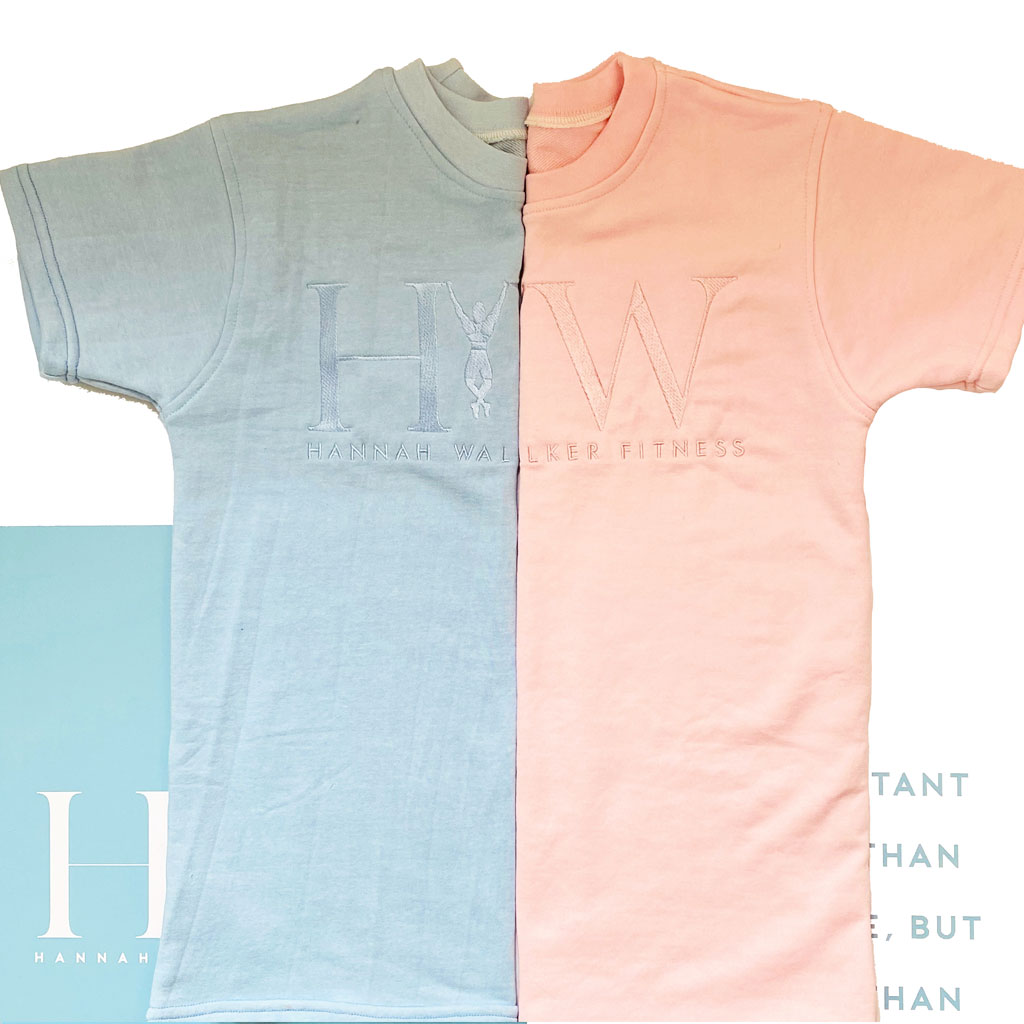 Oversized T-Shirt with High-Waisted Shorts (Blue) - Image 3